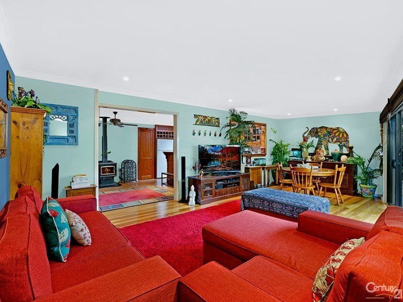 4 Lamb Close, Bateau Bay NSW 2261