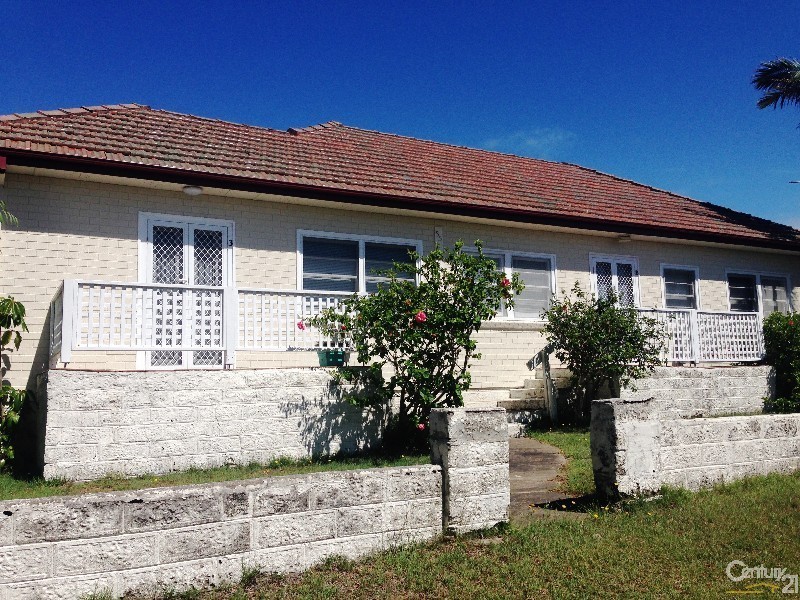 1/55 Warrigal Street, The Entrance NSW 2261