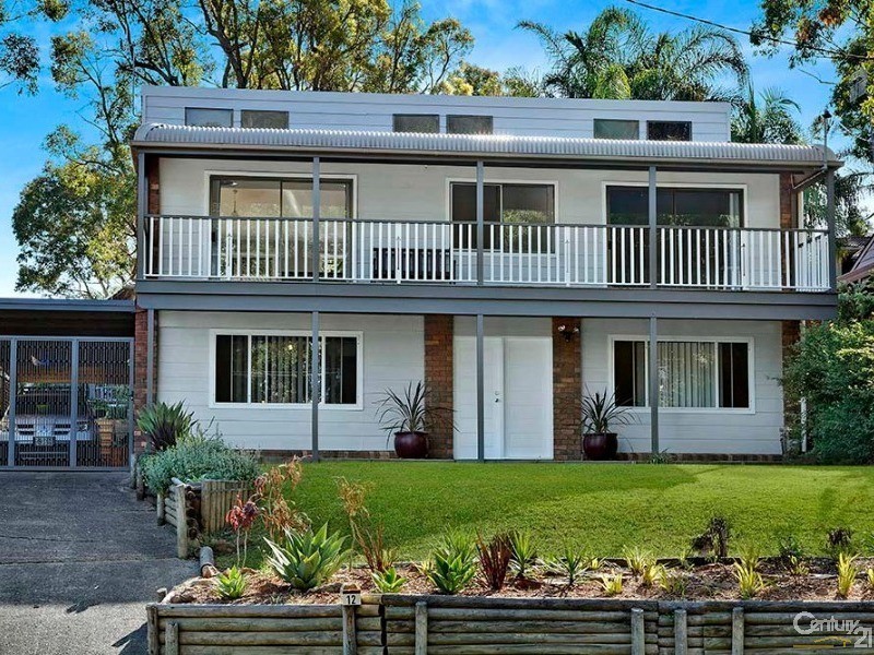 12 Kenmare Avenue, Berkeley Vale NSW 2261