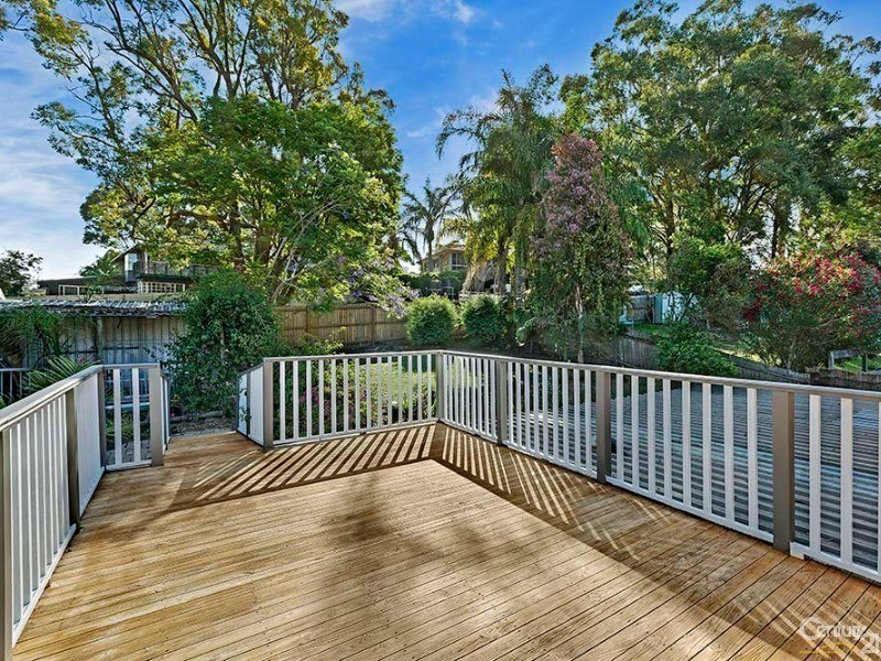 12 Kenmare Avenue, Berkeley Vale NSW 2261