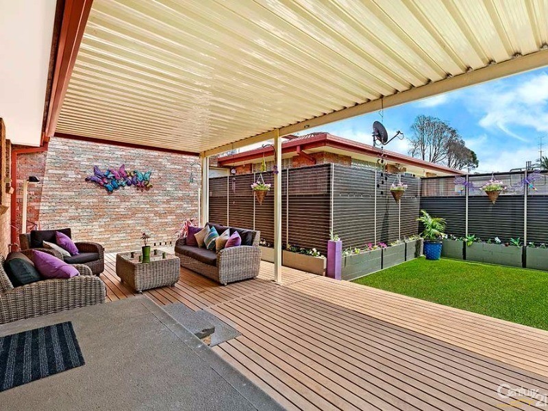 35 St James Avenue, Berkeley Vale NSW 2261