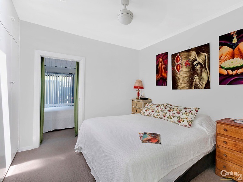 37 Hutton Road, The Entrance North NSW 2261