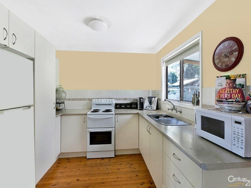 23 Shannon Parade, Berkeley Vale NSW 2261