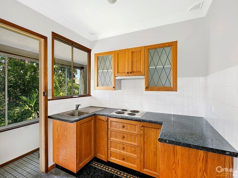 38 Shannon Parade, Berkeley Vale NSW 2261