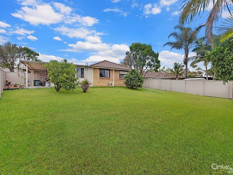 2 Ruth Place, Bateau Bay NSW 2261