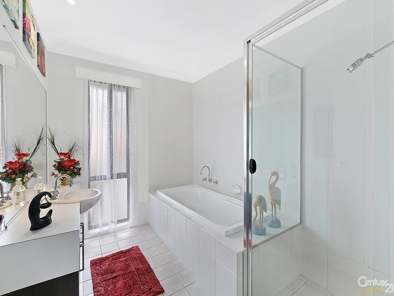 1 Settlement Drive, Wadalba NSW 2259