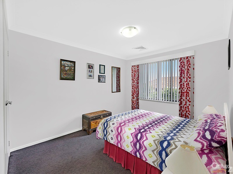 1 Settlement Drive, Wadalba NSW 2259