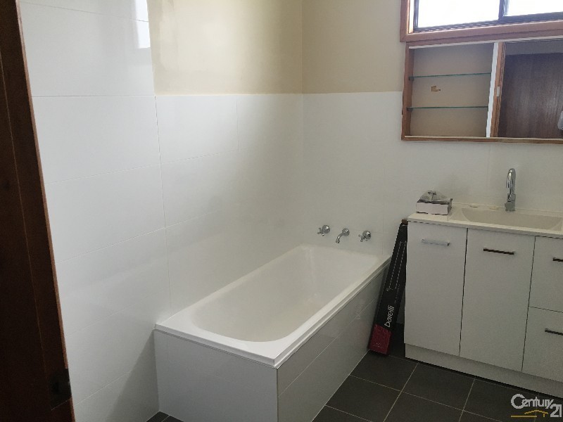 17 Irene Parade, Noraville NSW 2263