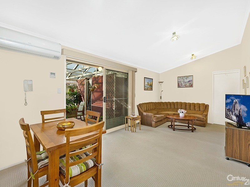 24 Sir Joseph Banks Drive, Bateau Bay NSW 2261