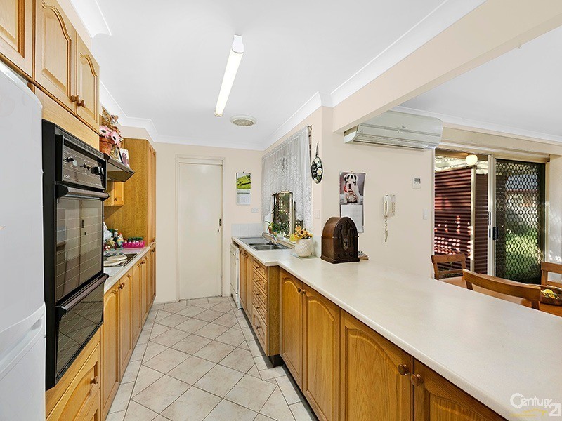 24 Sir Joseph Banks Drive, Bateau Bay NSW 2261