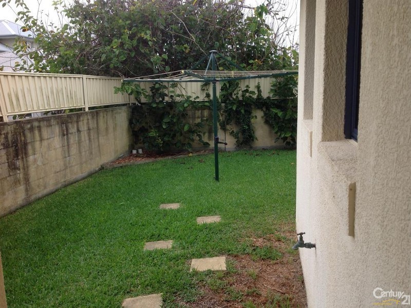 22/74 Hutton Road, The Entrance North NSW 2261