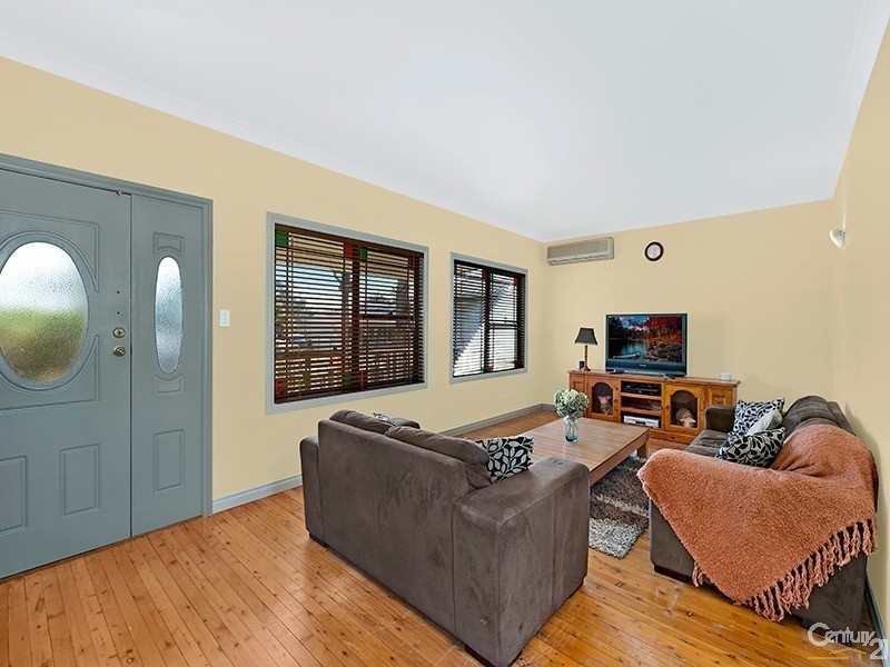 10 Norton Avenue, Killarney Vale NSW 2261