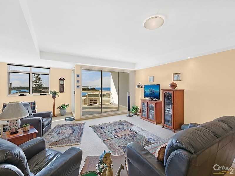 15/2-6 Beach Street, The Entrance NSW 2261