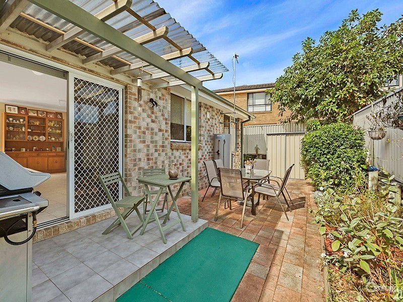 3/3-5 Koonah Ave, Blue Bay NSW 2261