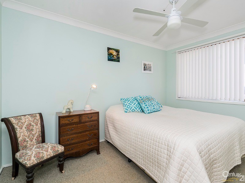 28 Jeannie Crescent, Berkeley Vale NSW 2261