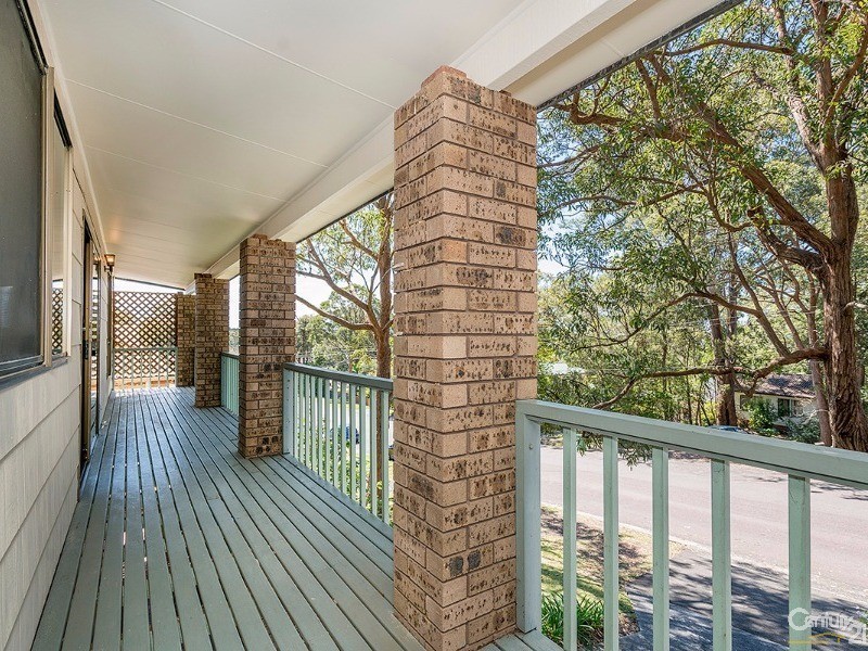 28 Jeannie Crescent, Berkeley Vale NSW 2261