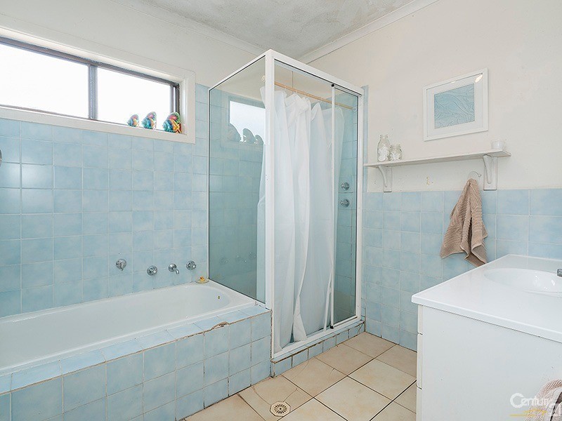 28 Main Street, Killarney Vale NSW 2261