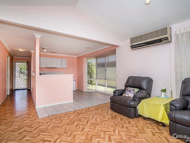 19 Casurina Close, Lake Haven NSW 2263