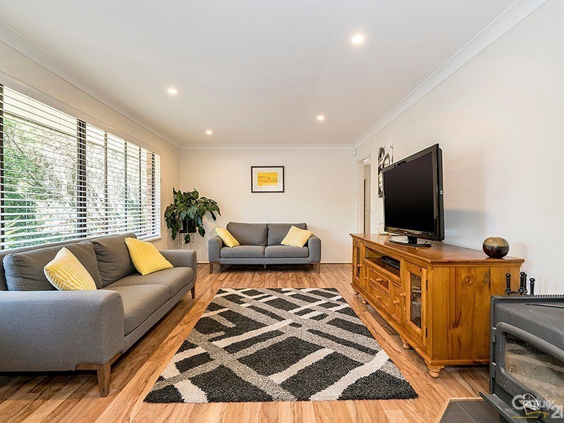 1 Mawson Drive, Killarney Vale NSW 2261