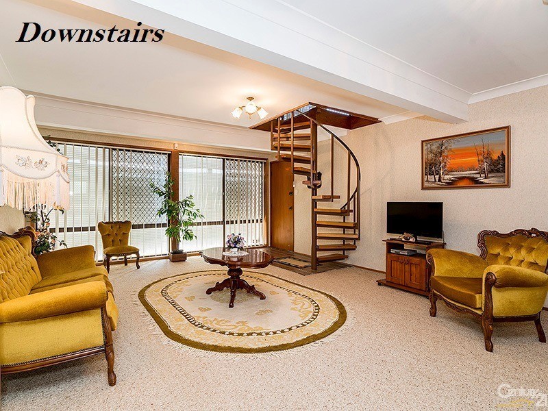 52 Clare Crescent, Berkeley Vale NSW 2261