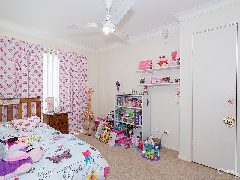 3 Waroon Avenue, Berkeley Vale NSW 2261