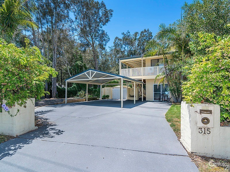 315 Lakedge Avenue, Berkeley Vale NSW 2261