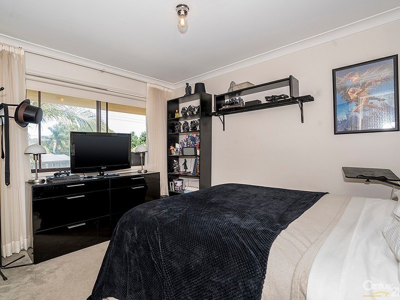 315 Lakedge Avenue, Berkeley Vale NSW 2261