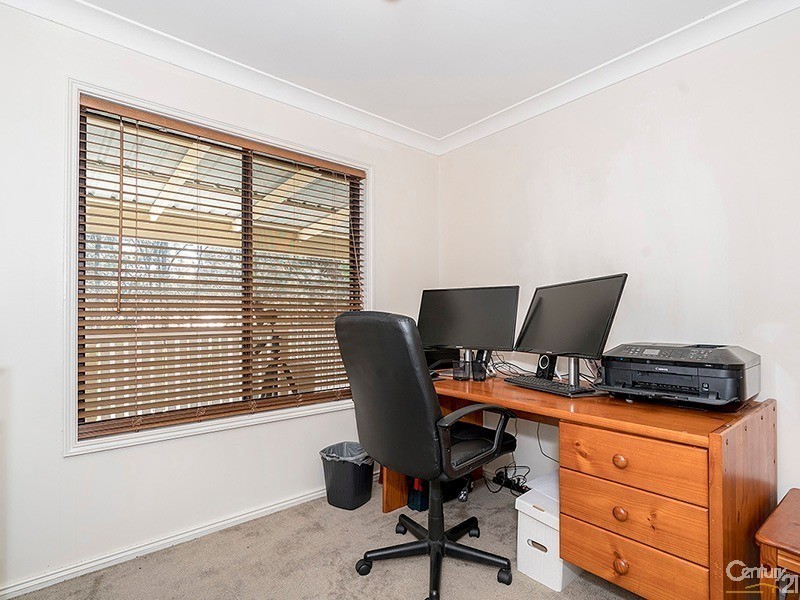 315 Lakedge Avenue, Berkeley Vale NSW 2261