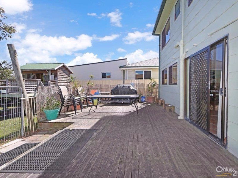 37 Bondi Road, The Entrance North NSW 2261