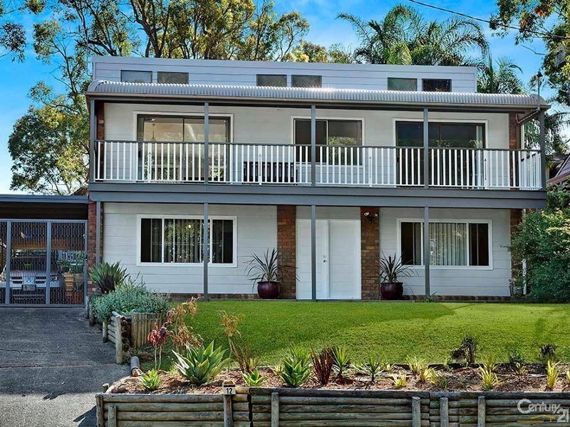12 Kenmare Avenue, Berkeley Vale NSW 2261