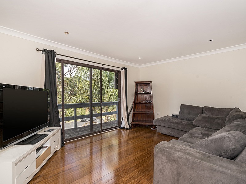 7 Waratah Street, Bateau Bay NSW 2261