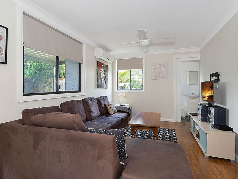 7 Waratah Street, Bateau Bay NSW 2261