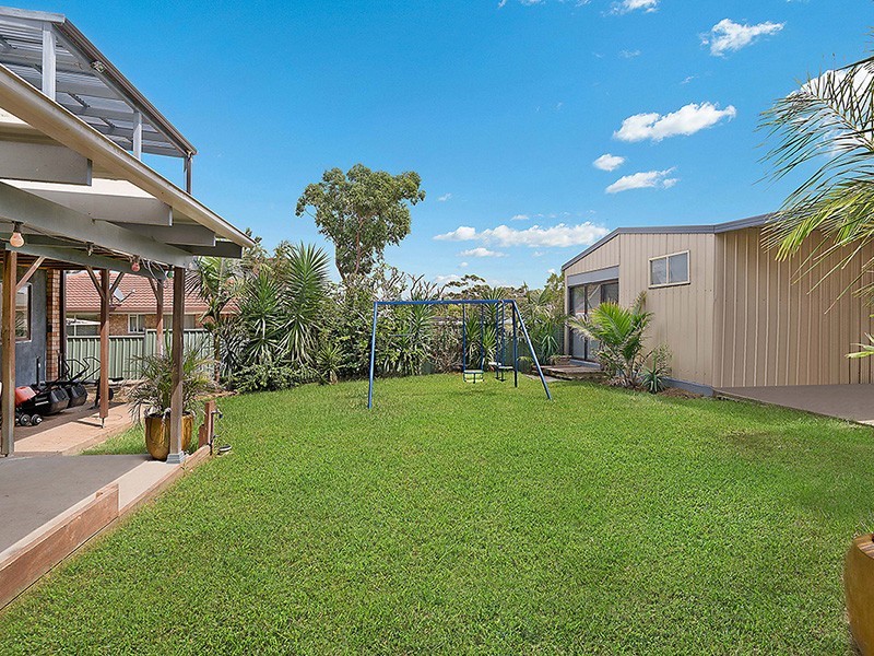 7 Waratah Street, Bateau Bay NSW 2261