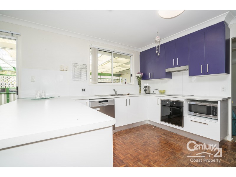 35 Kerry Crescent, Berkeley Vale NSW 2261