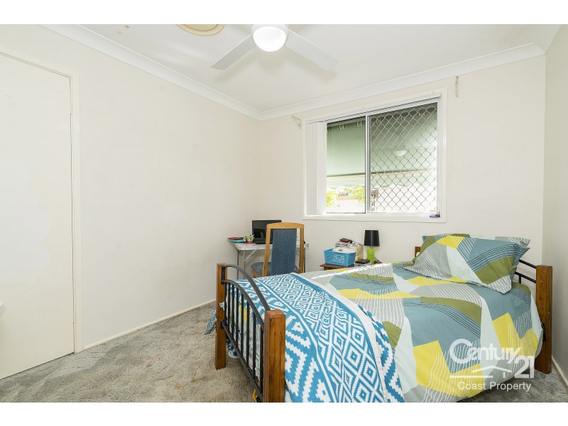 35 Kerry Crescent, Berkeley Vale NSW 2261