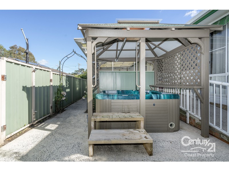 35 Kerry Crescent, Berkeley Vale NSW 2261