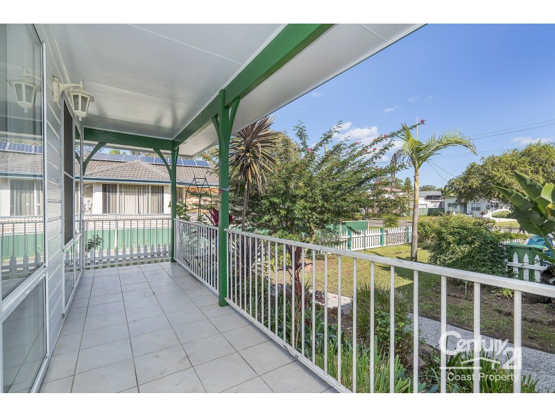 35 Kerry Crescent, Berkeley Vale NSW 2261