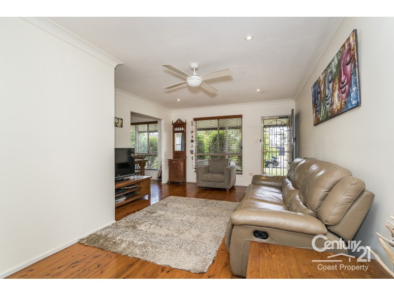 34 Laguna Parade, Berkeley Vale NSW 2261