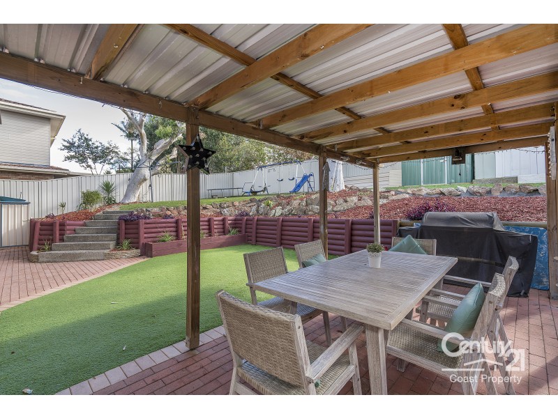 220 Cresthaven Avenue, Bateau Bay NSW 2261