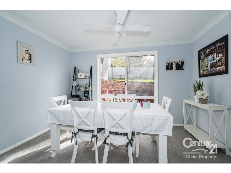 220 Cresthaven Avenue, Bateau Bay NSW 2261