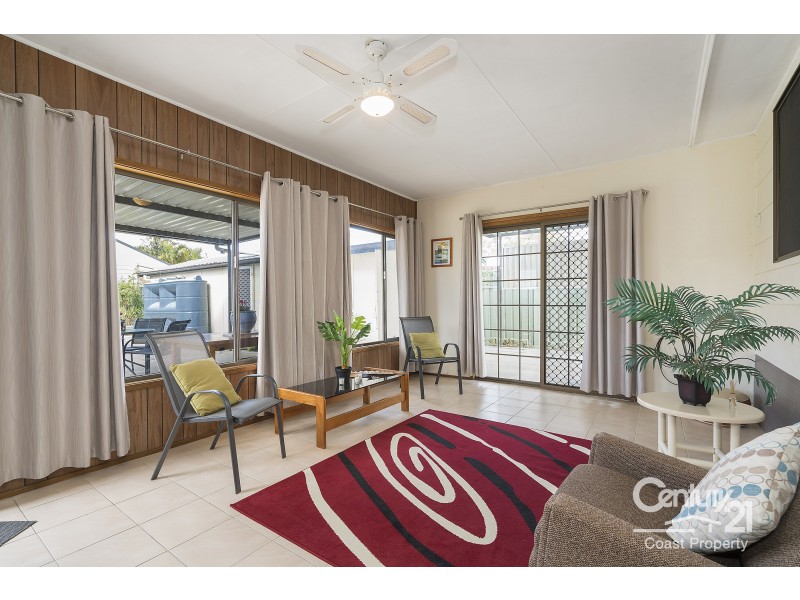 9 Kerry Crescent, Berkeley Vale NSW 2261