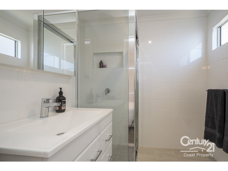 21 Cambridge Avenue, Kanwal NSW 2259