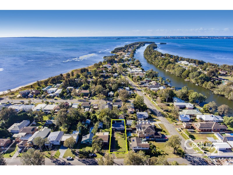 2 Hyles Street, Chittaway Point NSW 2261