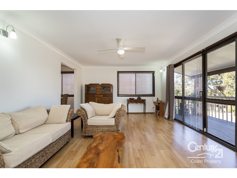 19 Elaine Avenue, Berkeley Vale NSW 2261