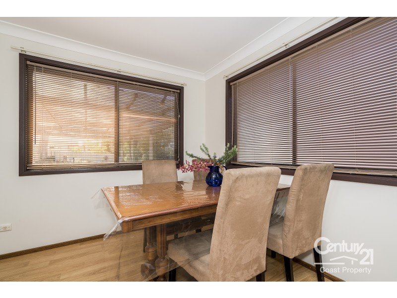 19 Elaine Avenue, Berkeley Vale NSW 2261