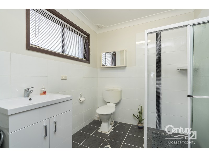 19 Elaine Avenue, Berkeley Vale NSW 2261