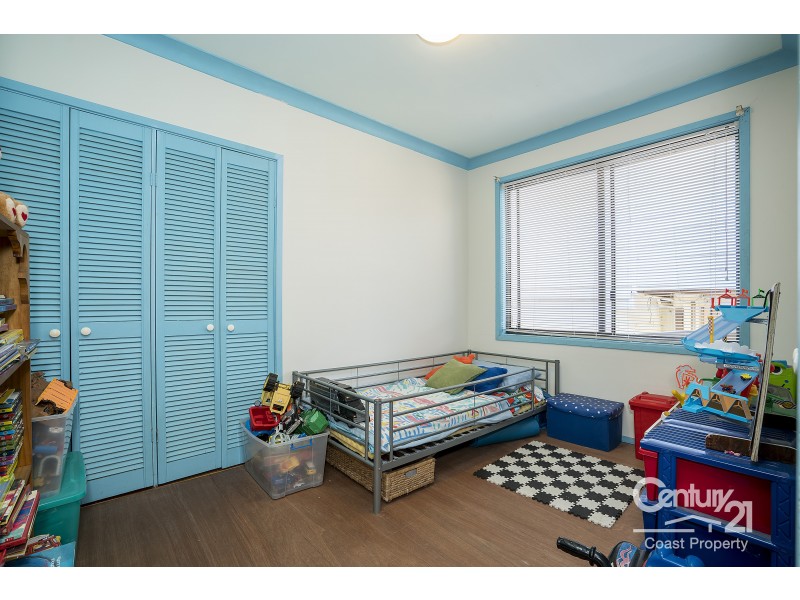 19 Elaine Avenue, Berkeley Vale NSW 2261