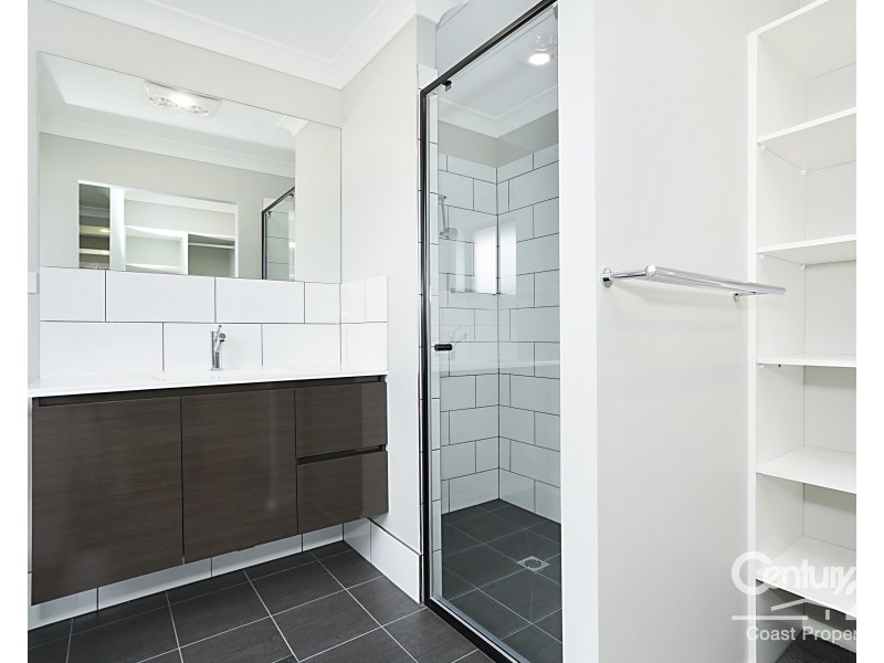 10 Eleanor Close, Hamlyn Terrace NSW 2259