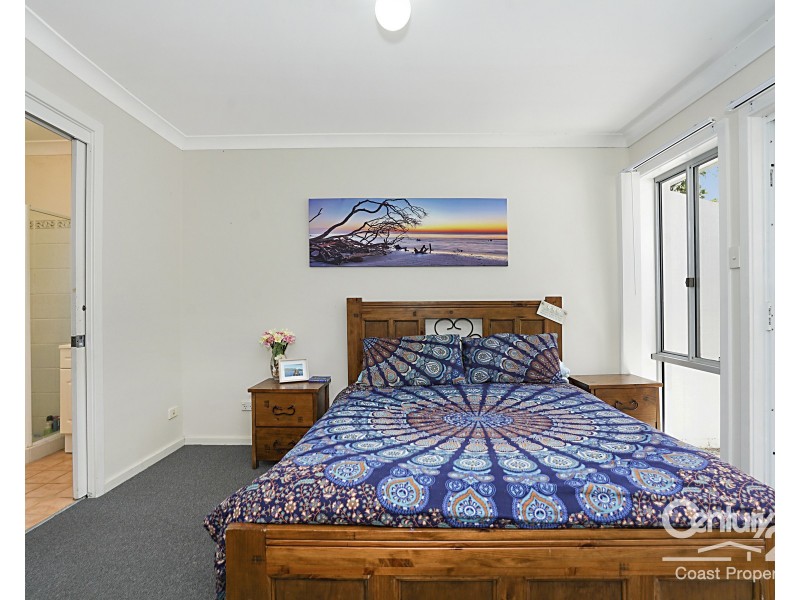 3/2 The Crescent, Blue Bay NSW 2261