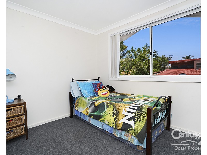 3/2 The Crescent, Blue Bay NSW 2261